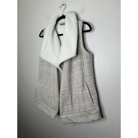 Athleta Apres Anything Vest Women's Tan Sherpa Fleece Lined Open Front Size Med - Picture 3 of 10